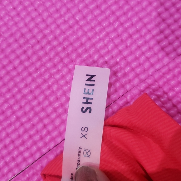 Bikini-XS - Picture 3 of 5